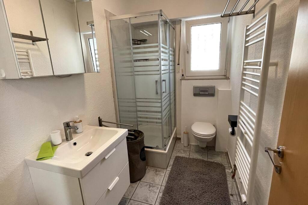 Apartment Apart70-modern Design I Garden With Terrace I Smart Tv I Free Parking I Free Wifi *